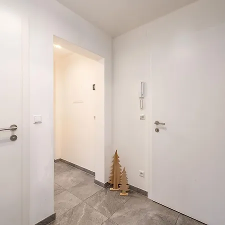 Mountain - By Mynests האוס