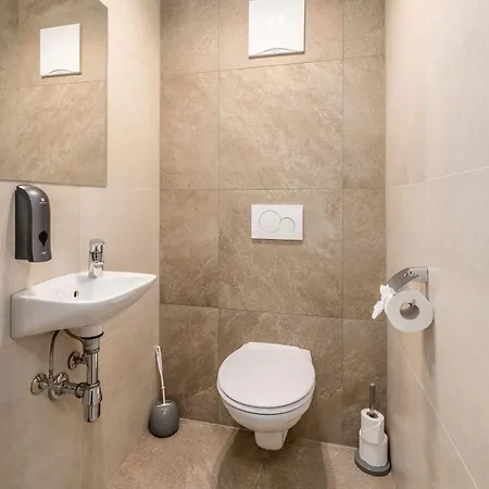 Mountain - By Mynests דירה