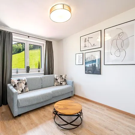 Mountain - By Mynests האוס