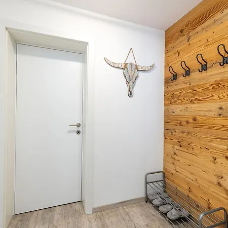 Mountain Apartment Haus im Ennstal
