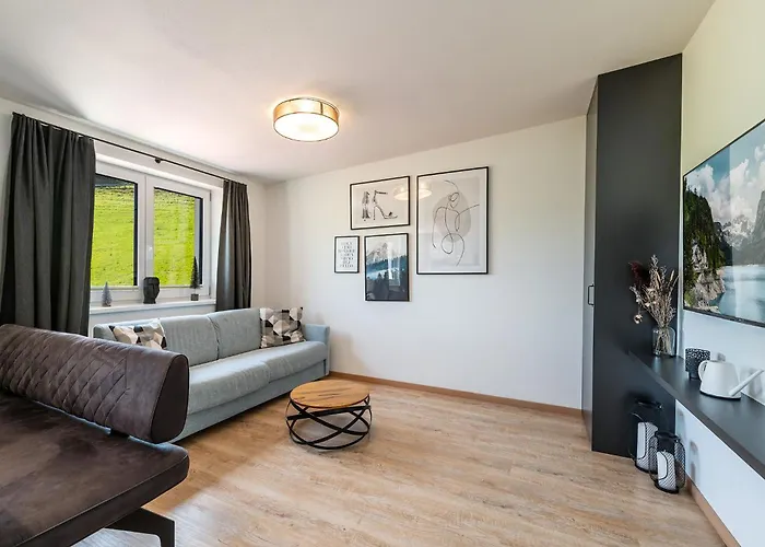 Mountain - By Mynests Apartament *