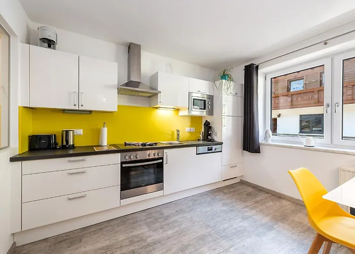 Mountain - By Mynests